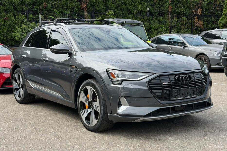 Продам Audi E-Tron 2019 года в Киеве