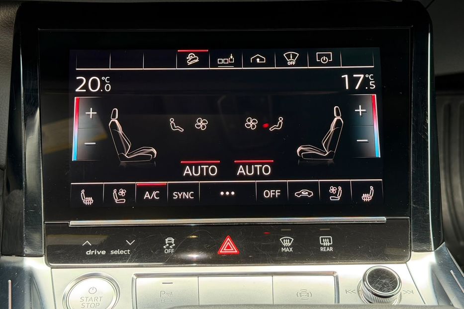 Продам Audi E-Tron 2019 года в Киеве