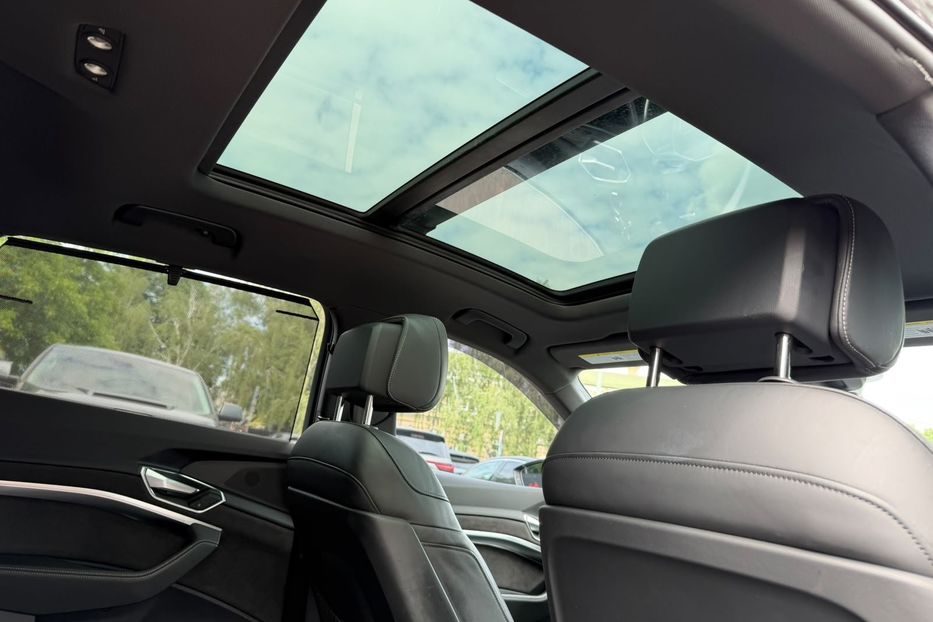 Продам Audi E-Tron 2019 года в Киеве