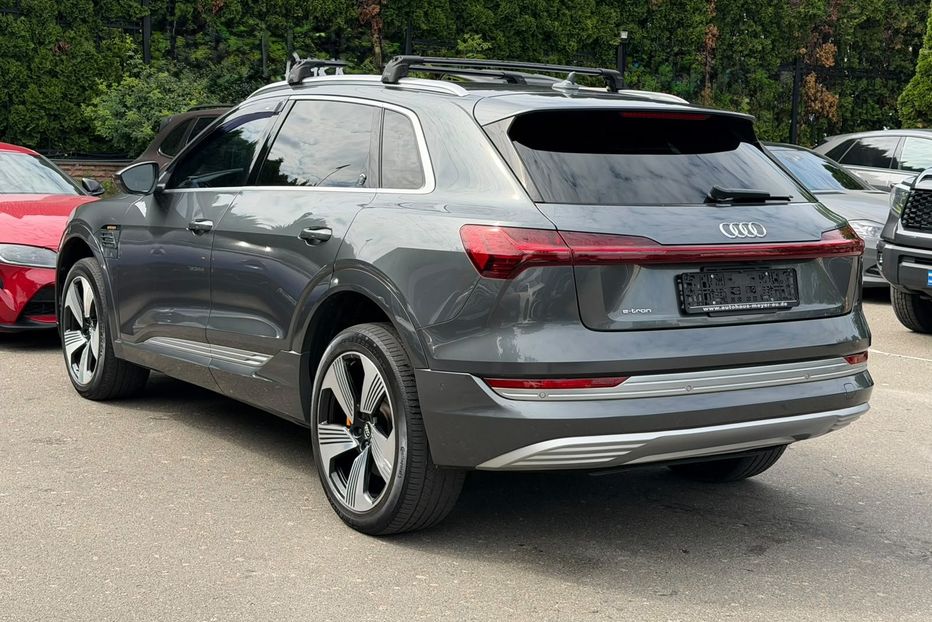 Продам Audi E-Tron 2019 года в Киеве