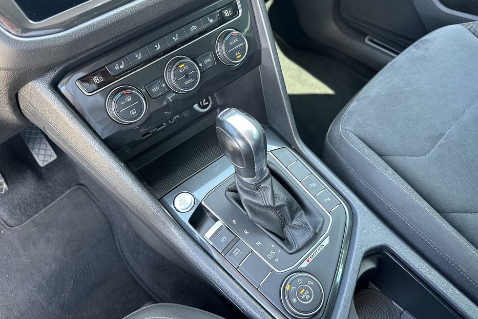 Продам Volkswagen Tiguan TDI 4motion 2018 года в Киеве