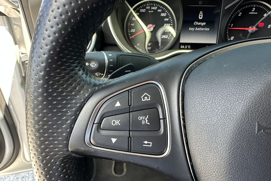 Продам Mercedes-Benz C-Class 220d 4matic 2016 года в Киеве
