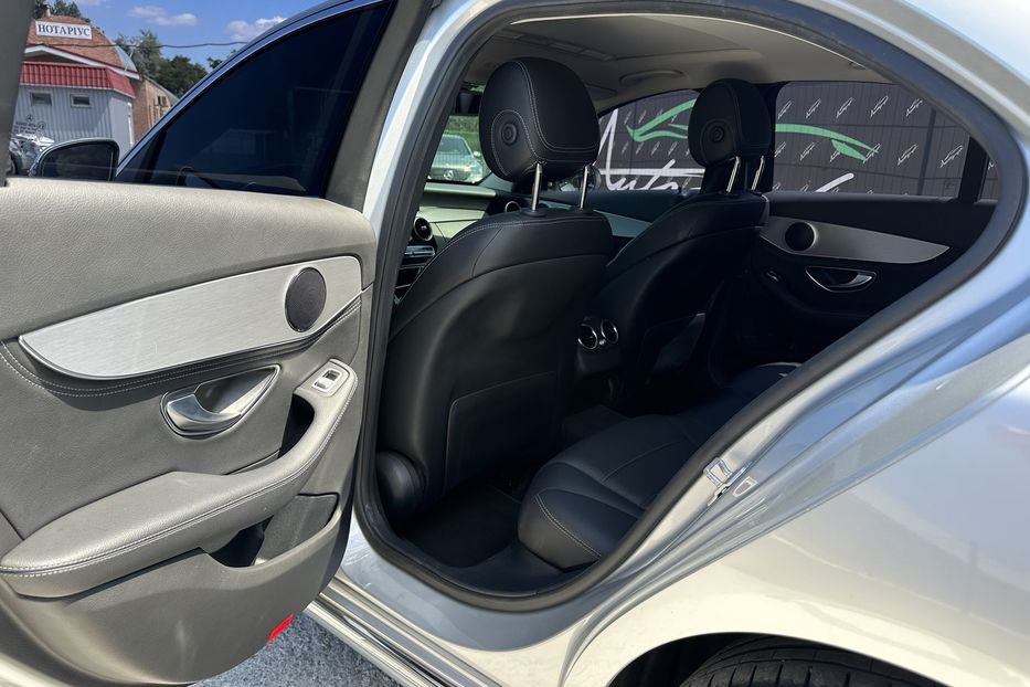 Продам Mercedes-Benz C-Class 220d 4matic 2016 года в Киеве