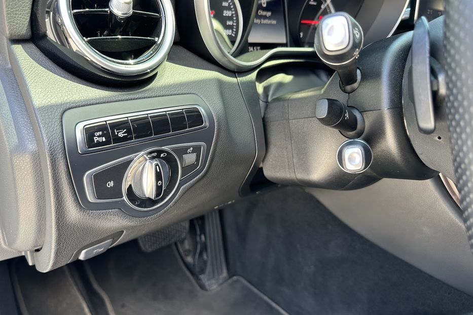 Продам Mercedes-Benz C-Class 220d 4matic 2016 года в Киеве
