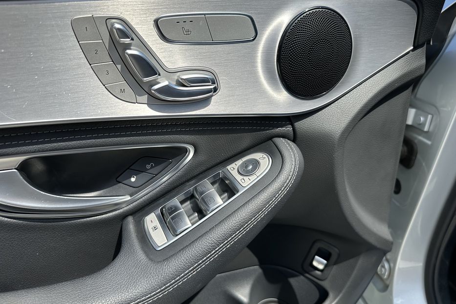 Продам Mercedes-Benz C-Class 220d 4matic 2016 года в Киеве