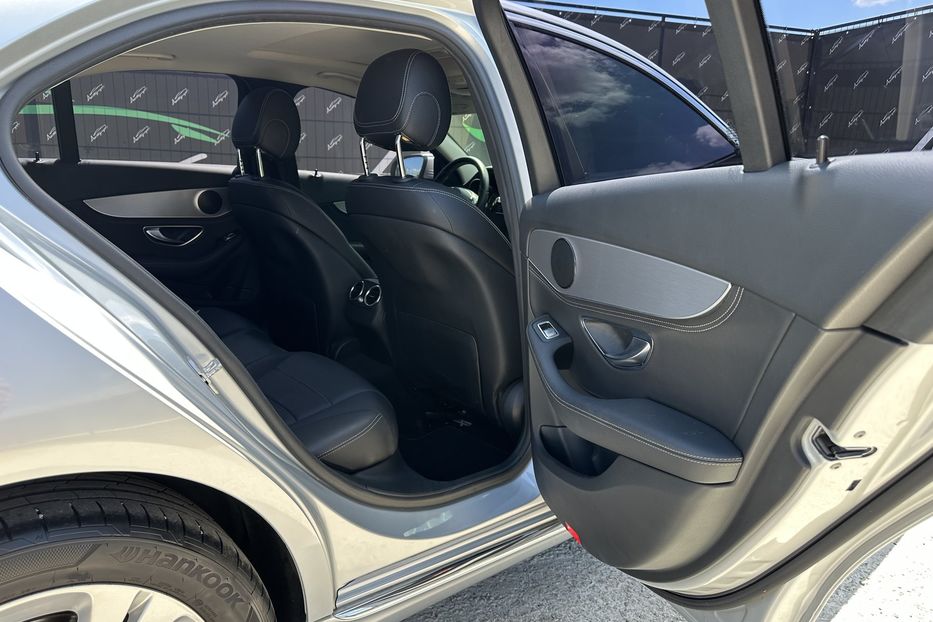 Продам Mercedes-Benz C-Class 220d 4matic 2016 года в Киеве