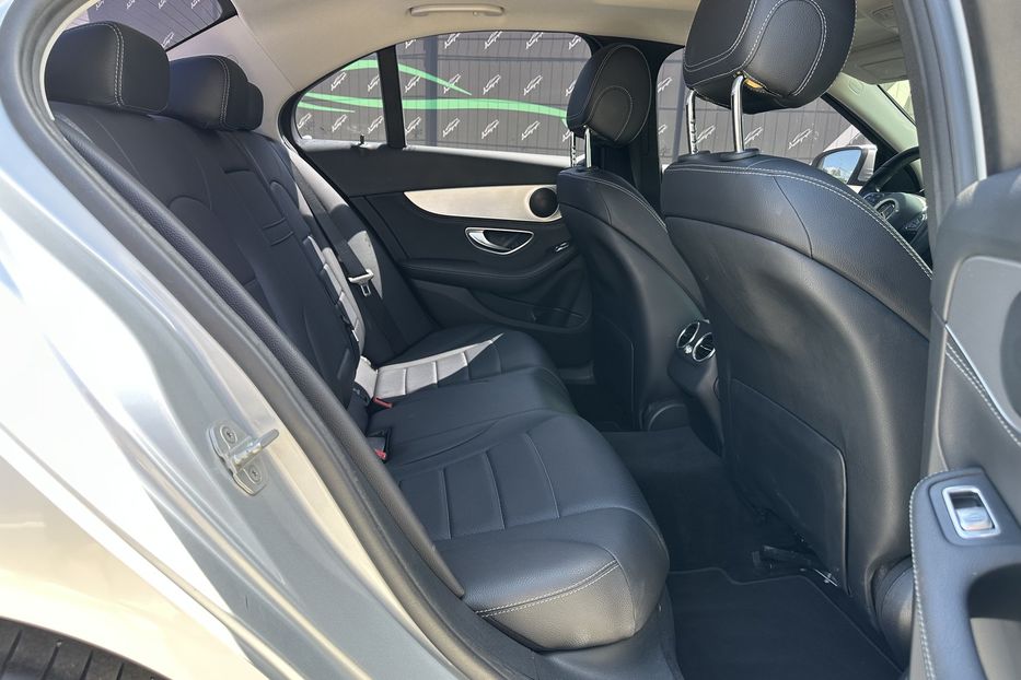 Продам Mercedes-Benz C-Class 220d 4matic 2016 года в Киеве
