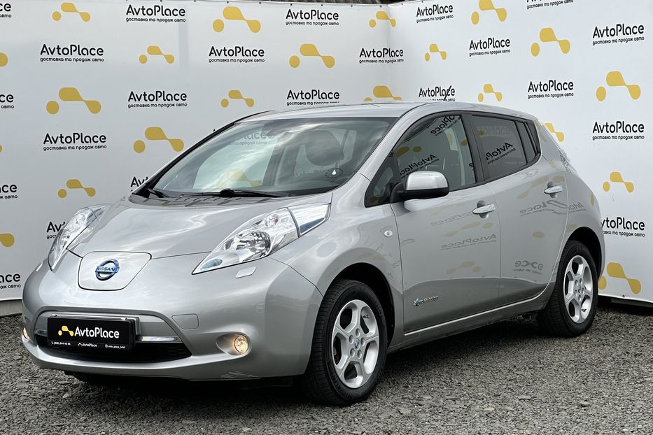 Продам Nissan Leaf 24 квт 2014 года в Луцке