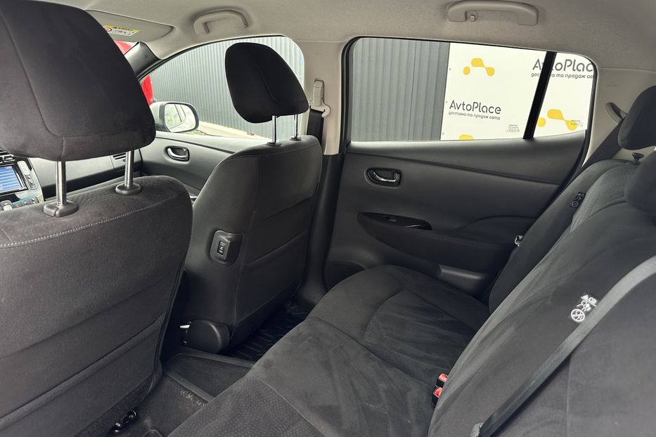 Продам Nissan Leaf 24 квт 2014 года в Луцке