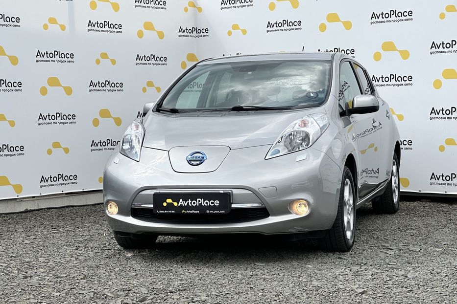 Продам Nissan Leaf 24 квт 2014 года в Луцке