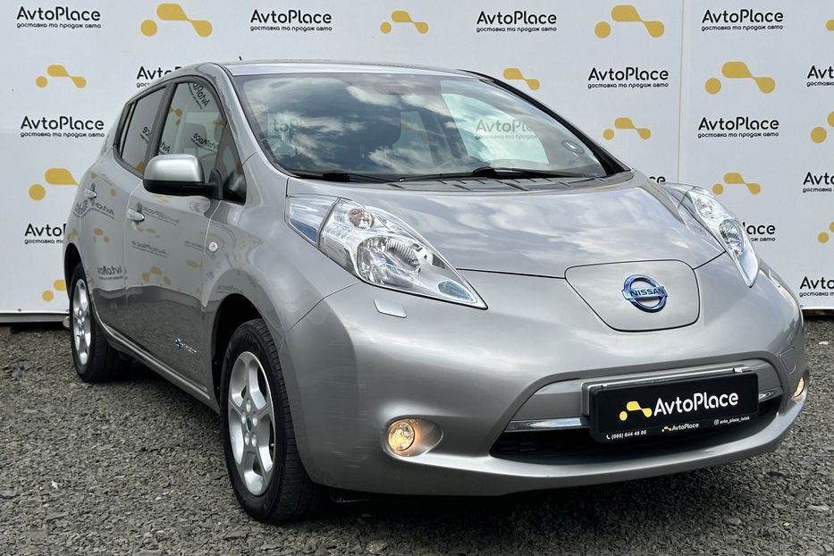 Продам Nissan Leaf 24 квт 2014 года в Луцке