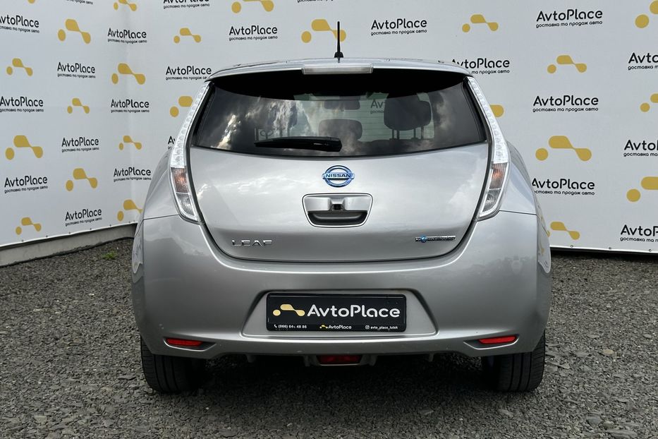 Продам Nissan Leaf 24 квт 2014 года в Луцке