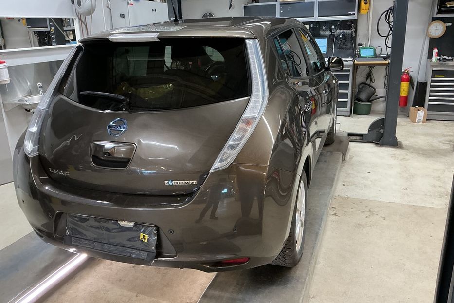 Продам Nissan Leaf 2017 года в Луцке