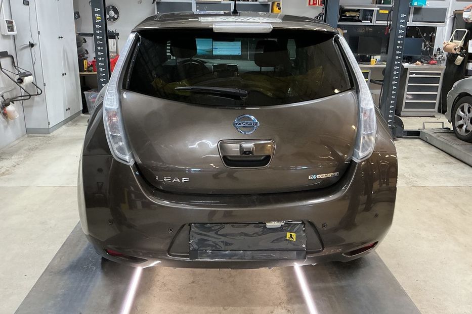 Продам Nissan Leaf 2017 года в Луцке