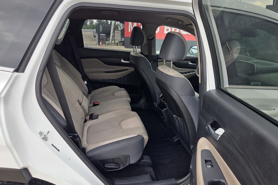 Продам Hyundai Santa FE авто у Львові 2020 года в Львове