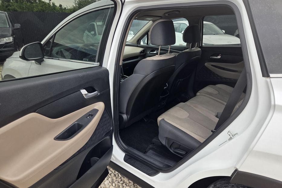 Продам Hyundai Santa FE авто у Львові 2020 года в Львове