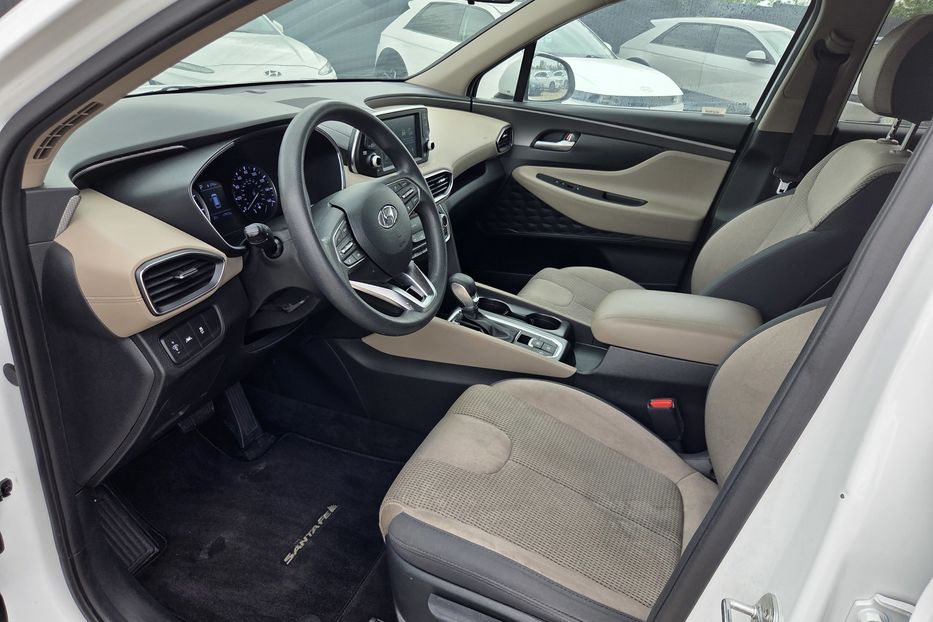 Продам Hyundai Santa FE авто у Львові 2020 года в Львове
