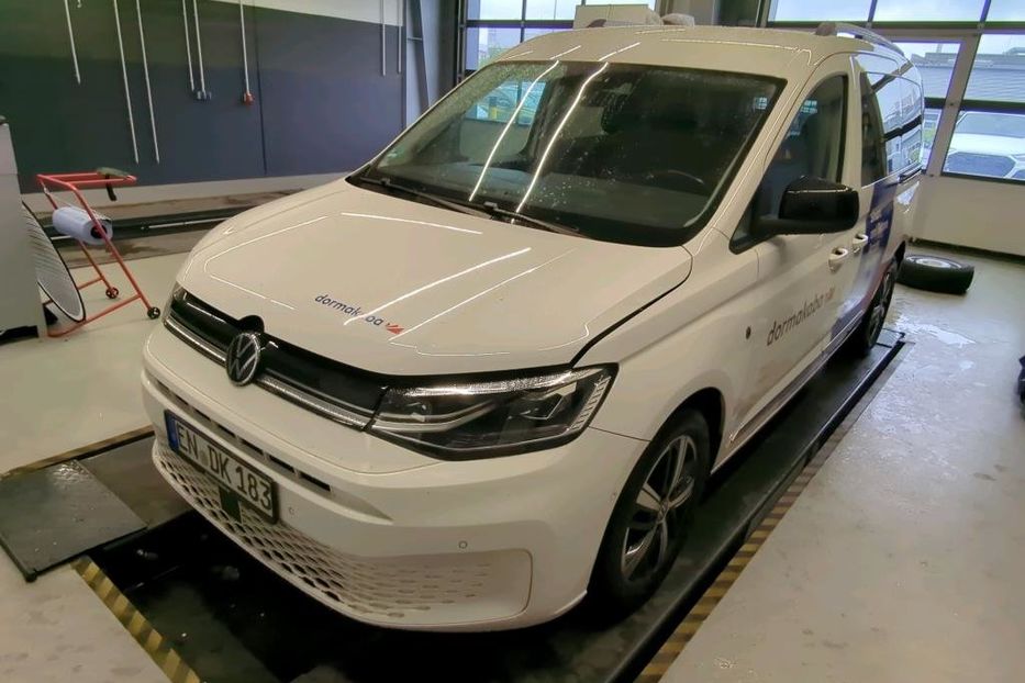 Продам Volkswagen Caddy пасс. Maxi 90kw цілий v6052 2022 года в Луцке