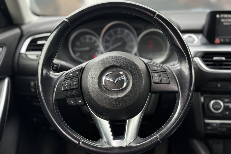 Продам Mazda 6 2.5 SkyActive-G АT (184 к.с.)  2015 года в Киеве