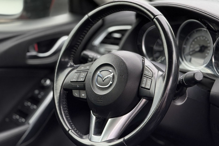 Продам Mazda 6 2.5 SkyActive-G АT (184 к.с.)  2015 года в Киеве
