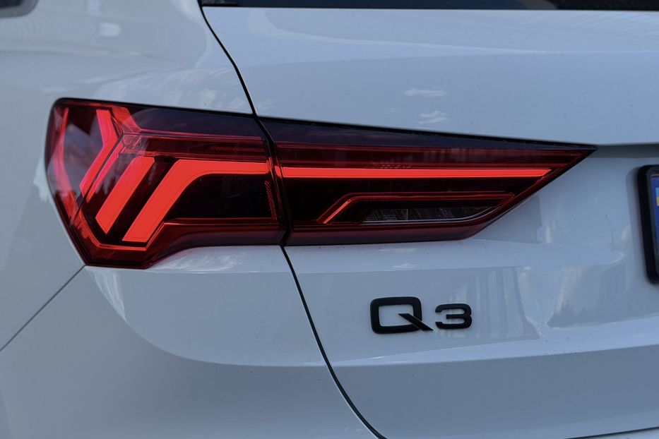 Продам Audi Q3 Quattro  авто в Рівному 2019 года в Ровно