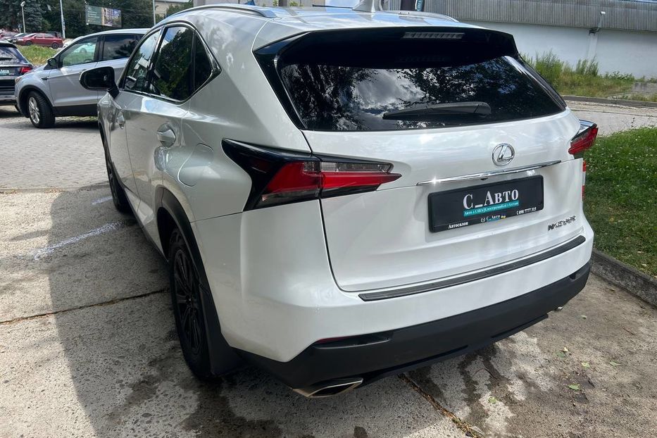 Продам Lexus NX 200 2017 года в Черновцах