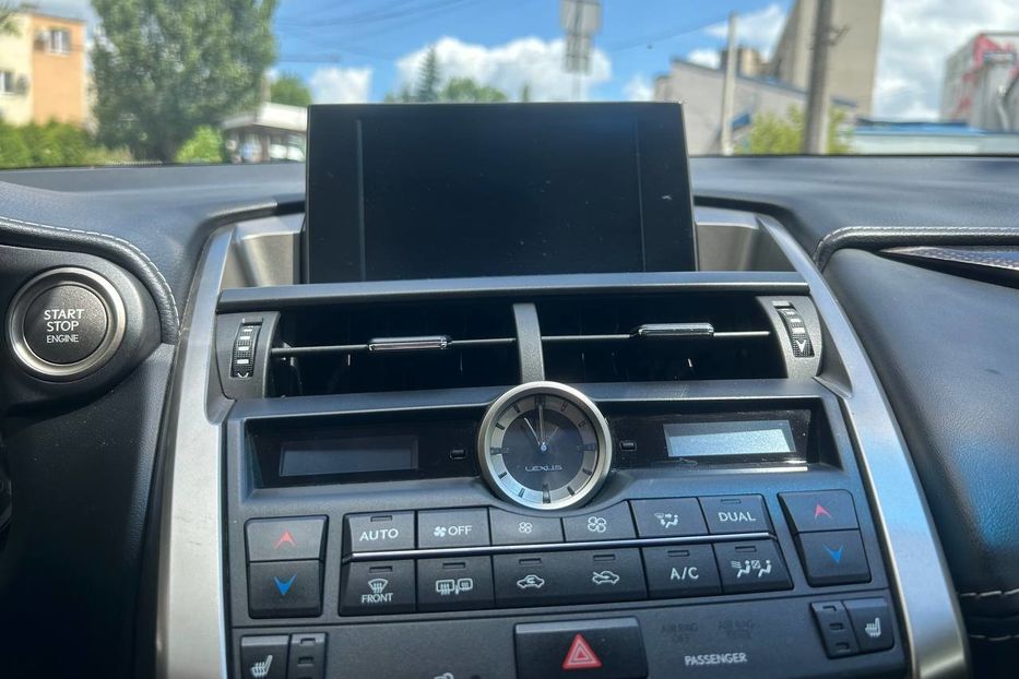 Продам Lexus NX 200 2017 года в Черновцах