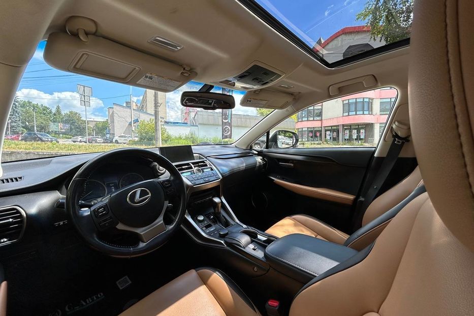 Продам Lexus NX 200 2017 года в Черновцах