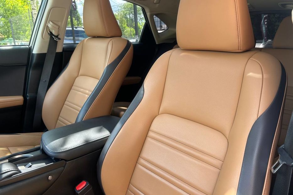 Продам Lexus NX 200 2017 года в Черновцах