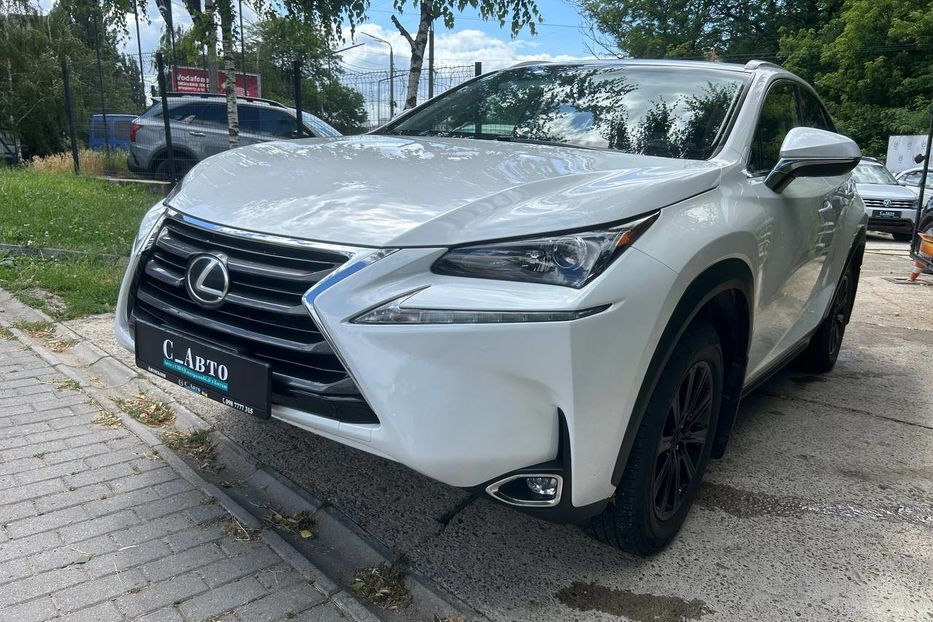 Продам Lexus NX 200 2017 года в Черновцах