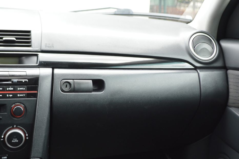 Продам Mazda 3 2007 года в Одессе