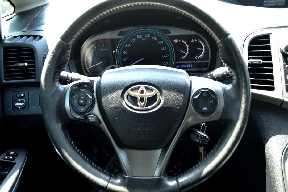 Продам Toyota Venza 2014 года в Одессе
