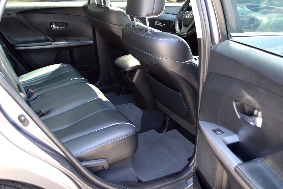 Продам Toyota Venza 2014 года в Одессе