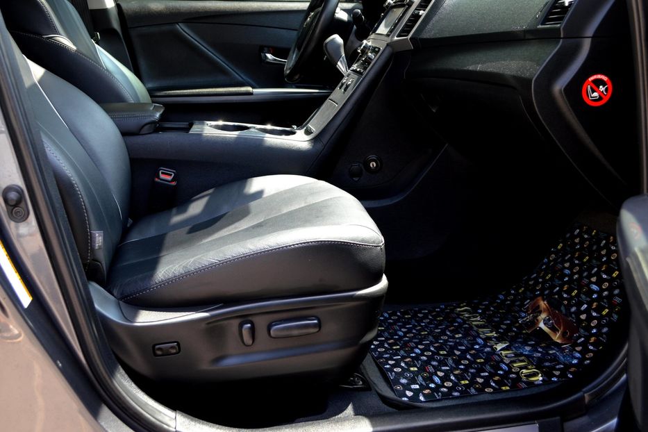 Продам Toyota Venza 2014 года в Одессе