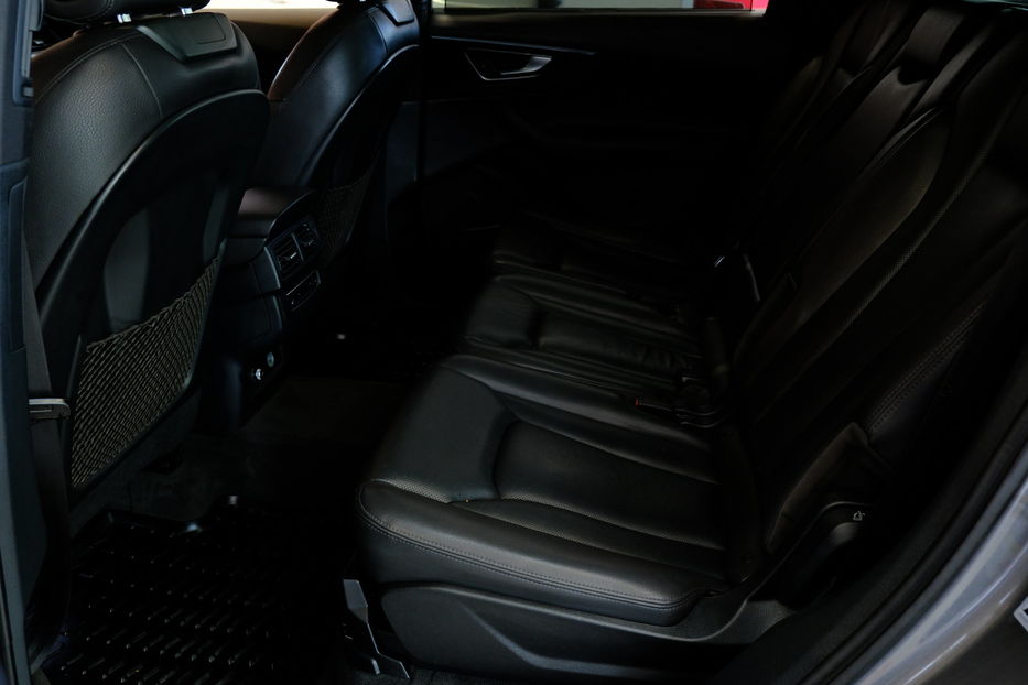 Продам Audi Q7 2018 года в Одессе