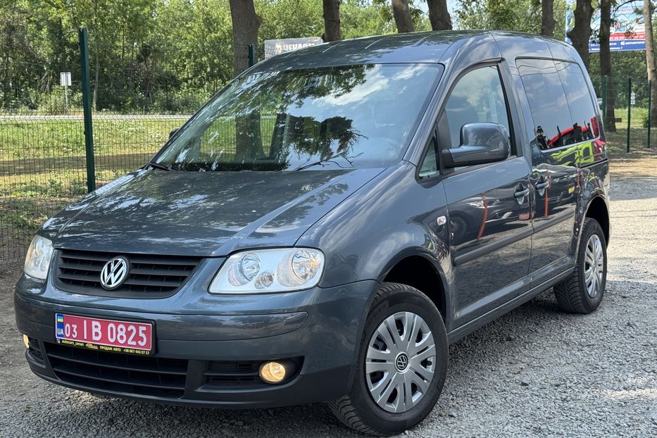 Продам Volkswagen Caddy пасс. COMIS  2009 года в г. Умань, Черкасская область