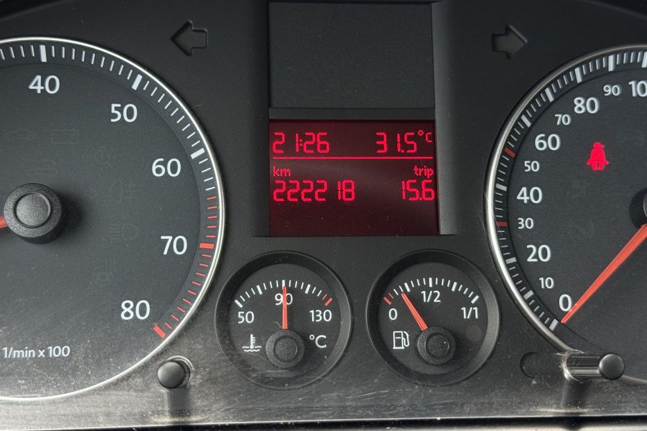 Продам Volkswagen Caddy пасс. COMIS  2009 года в г. Умань, Черкасская область