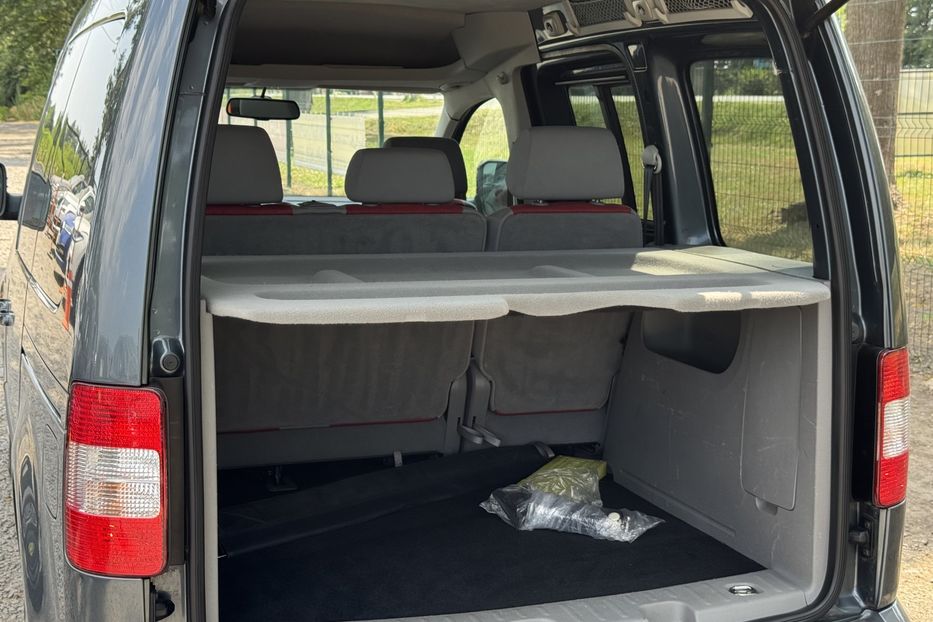 Продам Volkswagen Caddy пасс. COMIS  2009 года в г. Умань, Черкасская область