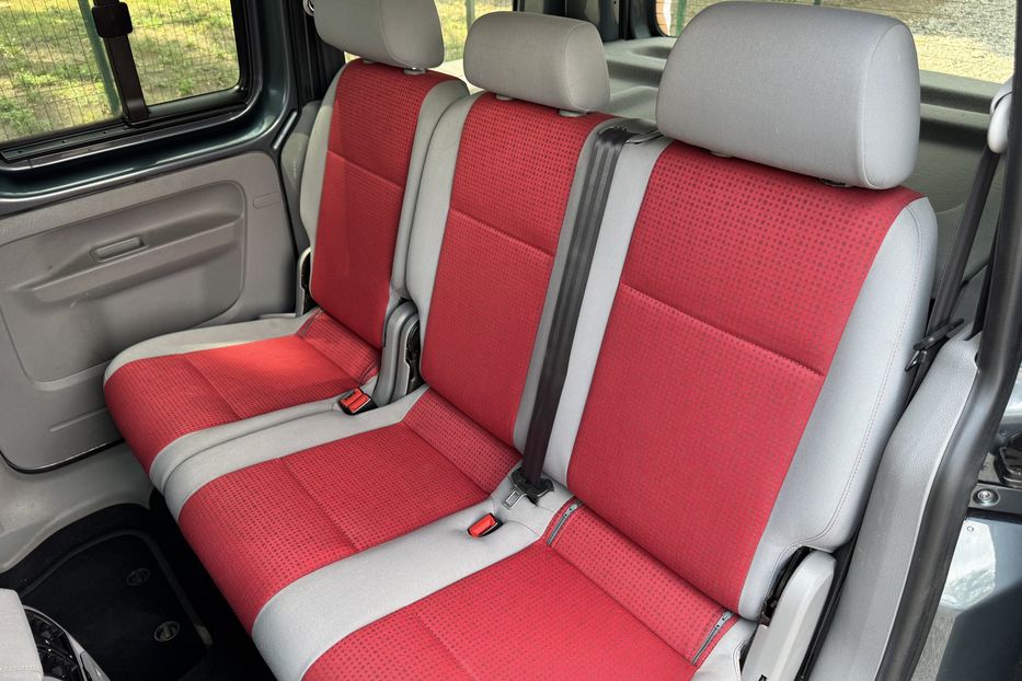 Продам Volkswagen Caddy пасс. COMIS  2009 года в г. Умань, Черкасская область