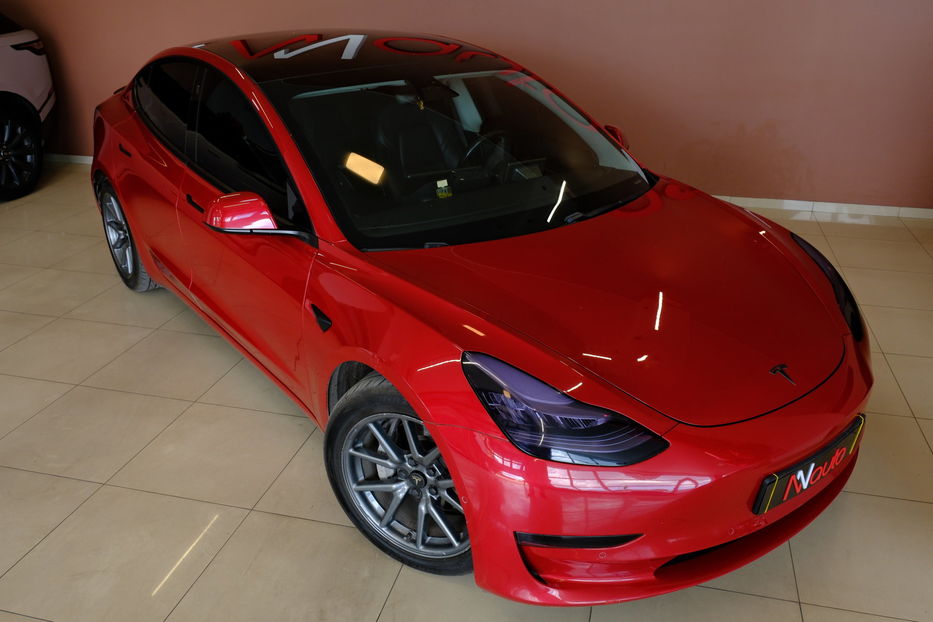 Продам Tesla Model 3 2019 года в Одессе