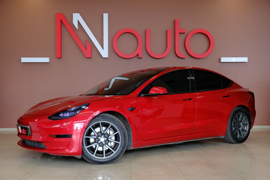 Продам Tesla Model 3 2019 года в Одессе
