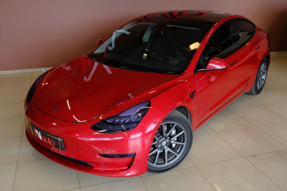 Продам Tesla Model 3 2019 года в Одессе