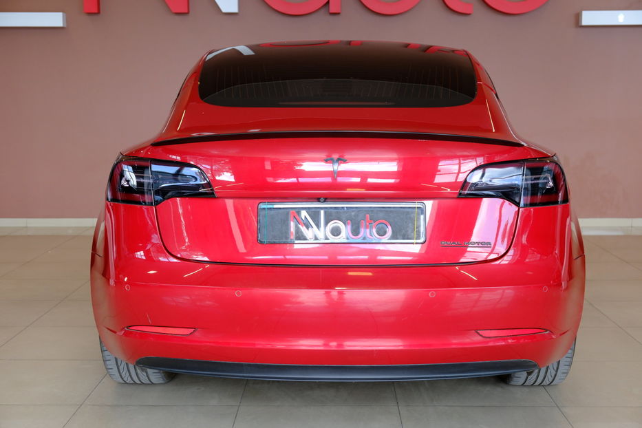 Продам Tesla Model 3 2019 года в Одессе