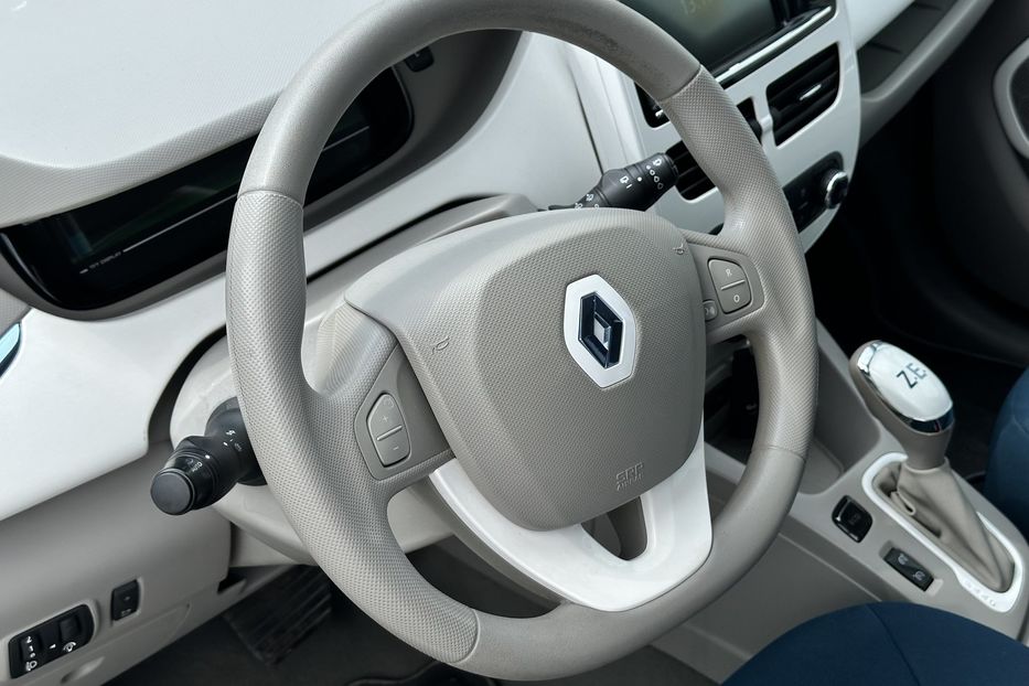 Продам Renault Zoe 2013 года в Луцке