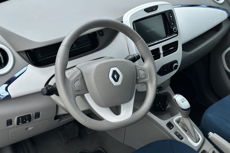 Продам Renault Zoe 2013 года в Луцке