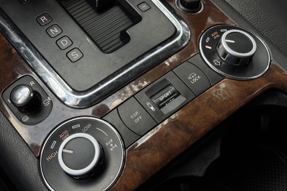 Продам Volkswagen Touareg COMIS  2008 года в г. Умань, Черкасская область