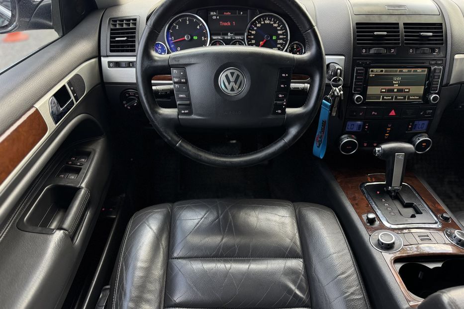 Продам Volkswagen Touareg COMIS  2008 года в г. Умань, Черкасская область