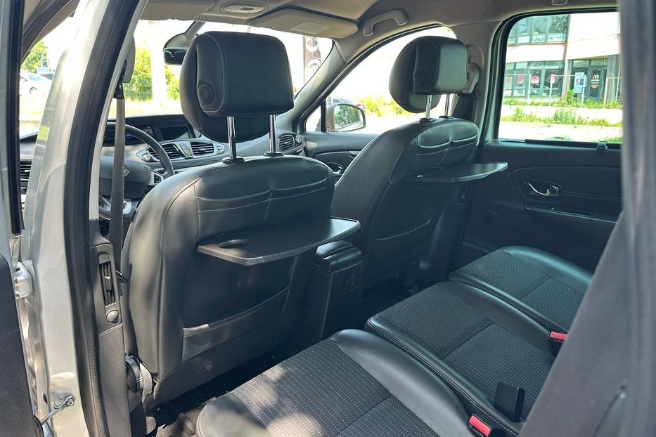 Продам Renault Scenic Grand 2012 года в Черновцах