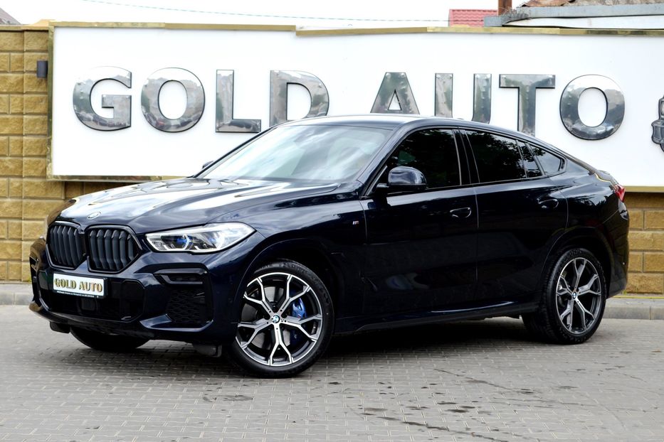 Продам BMW X6 M50i 2022 года в Одессе