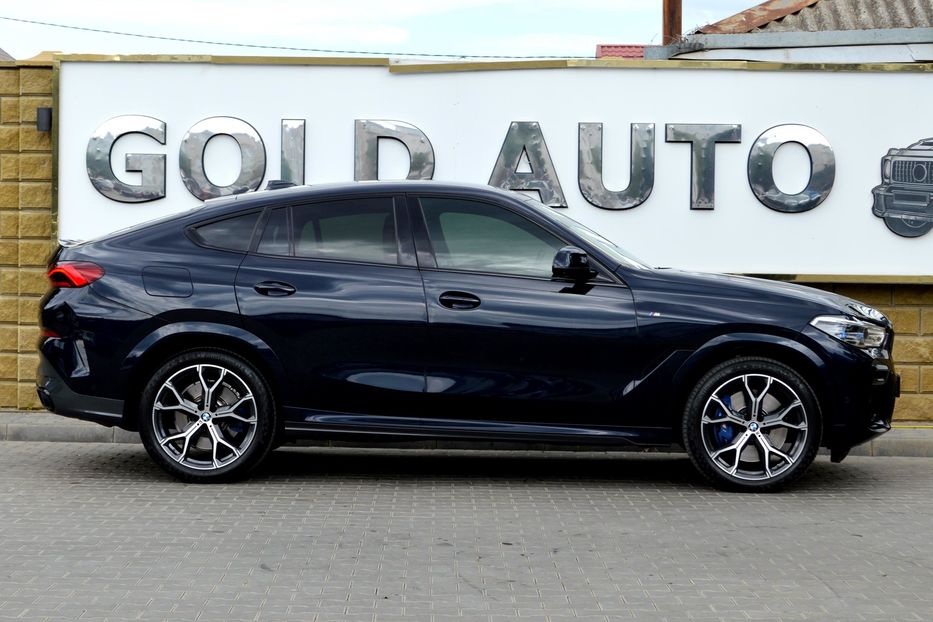 Продам BMW X6 M50i 2022 года в Одессе